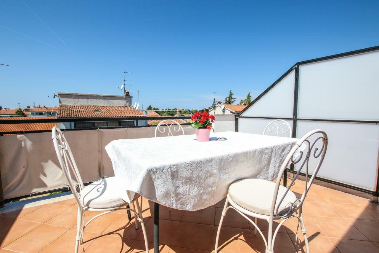 פורץ Apartmani Ljubica מראה חיצוני תמונה